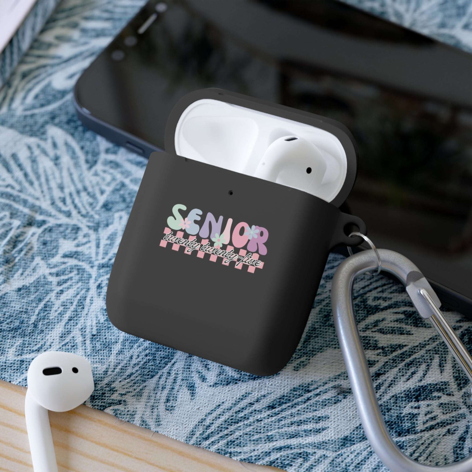 senior pastel 2025, airpods case, black, retro design, class of 2025