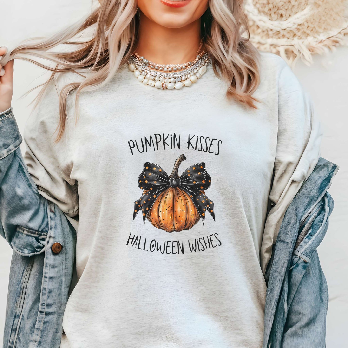 coquette pumpkin, womens tshirt, halloween tee, pumpkin kisses and halloween wishes, ash